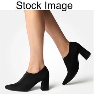 PAUL GREEN Stacia Black Suede Bootie Pointed Toe Block Heel Women's US Sz 9.5